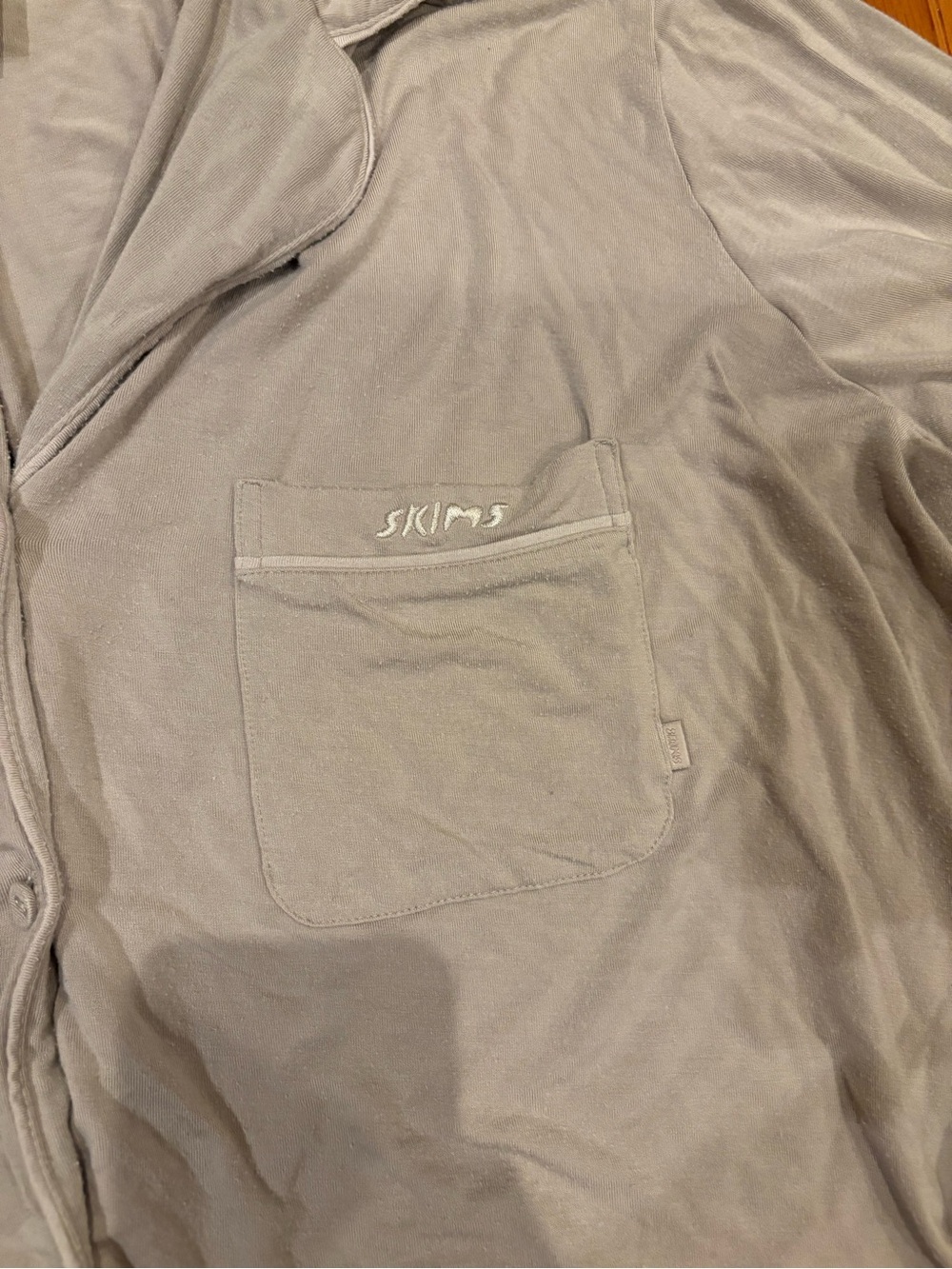 Skims Pajama Set - Picture 2 of 4